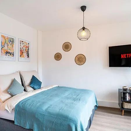 Apartment Deluxe Studio, Ps4, Parken, Netflix, Klinikum Bendorf